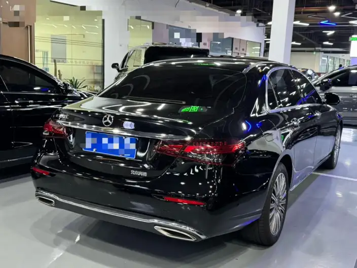 Mercedes-Benz E-Class 2023 Model E 300 L Fashion Model sedan – фото 6