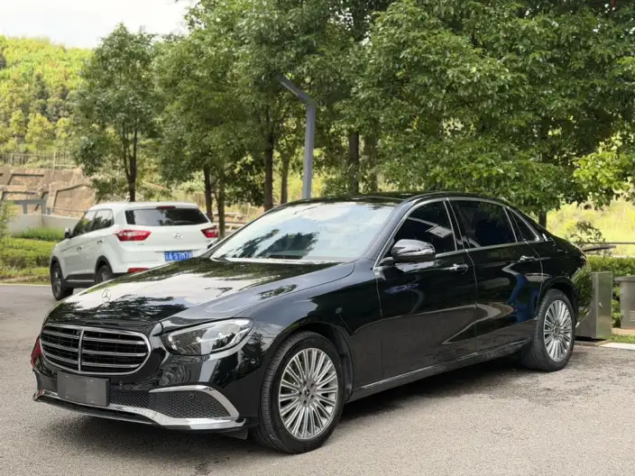 Mercedes-Benz E-Class 2022 Model Facelift E 300 L Luxury Model sedan – фото 1