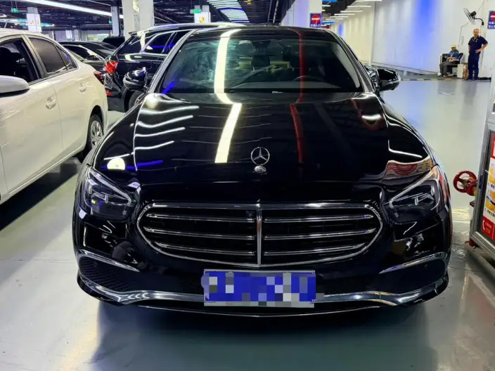 Mercedes-Benz E-Class 2022 Model E 300 L Fashion Model sedan – фото 2