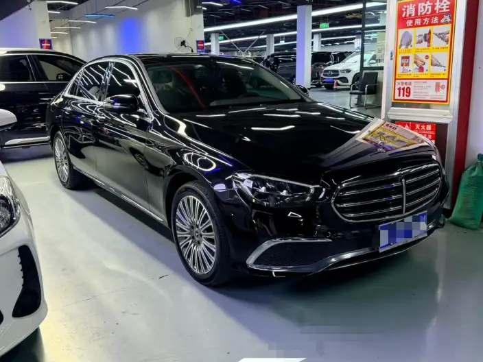 Mercedes-Benz E-Class 2022 Model E 300 L Fashion Model sedan – фото 3