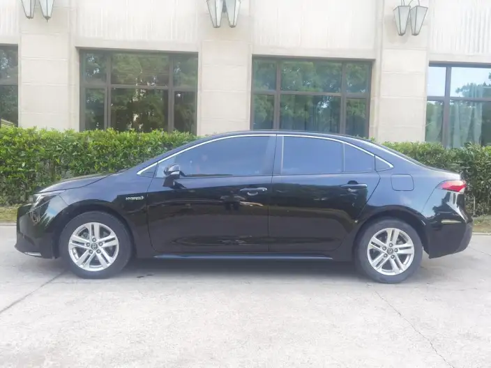 Toyota Levin 2021 Model Hybrid 1.8H E-CVT Sports Edition – фото 4