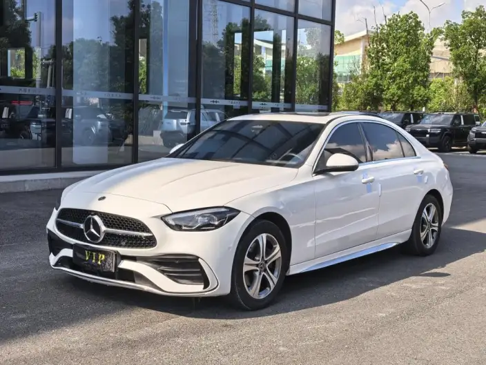 Mercedes-Benz C-Class 2022 Model C 200 L Sports Edition – фото 1