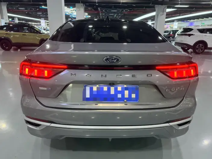 Ford Mondeo 2022 Model Facelift EcoBoost 245 Luxury Model – фото 5