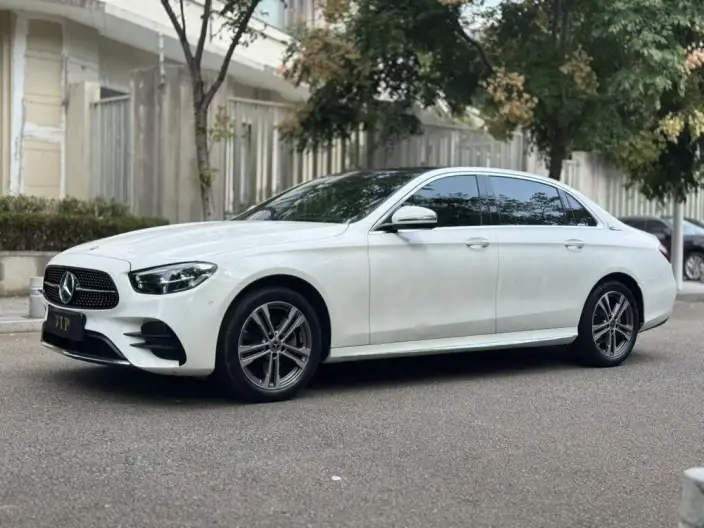 Mercedes-Benz E-Class 2021 Model E 260 L Sports sedan – фото 1
