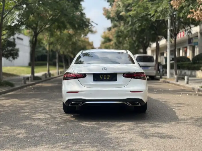 Mercedes-Benz E-Class 2021 Model E 260 L Sports sedan – фото 6