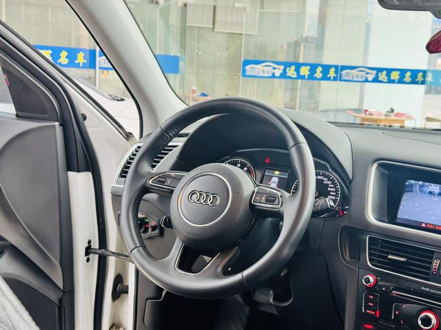 Audi Q5 2017 40 TFSI Technology – фото 12