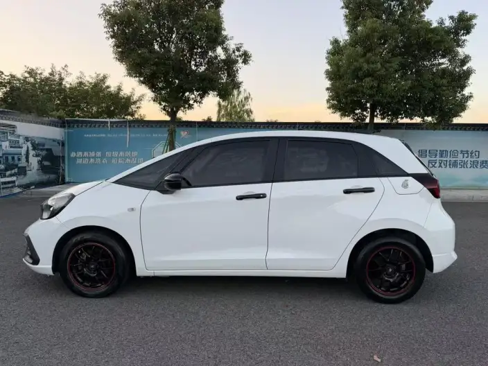 Honda Fit 2021 Model 1.5L CVT Tide Running Pro Edition – фото 4