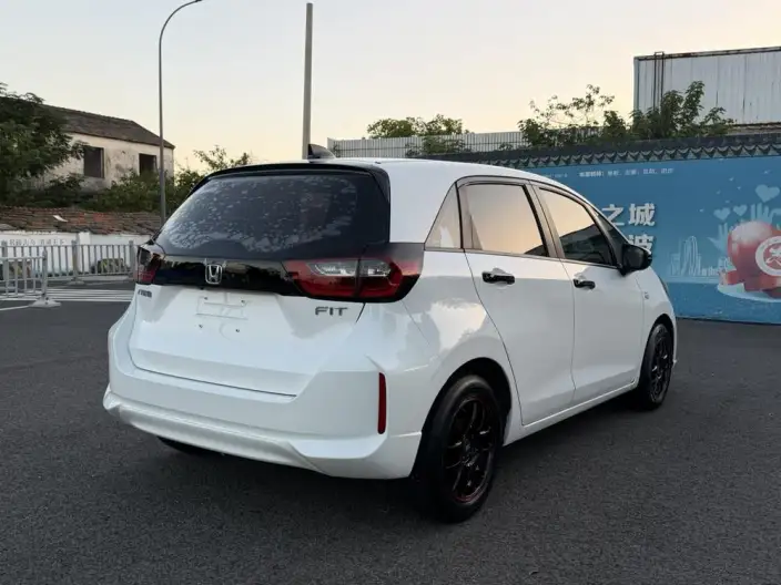 Honda Fit 2021 Model 1.5L CVT Tide Running Pro Edition – фото 7