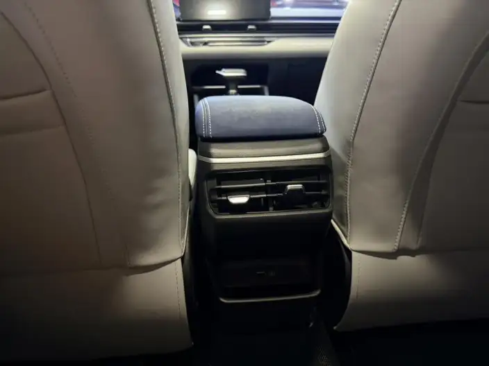 Geely Emgrand 2022 Model No. 4 Gen 1.5L CVT Flagship Model – фото 7