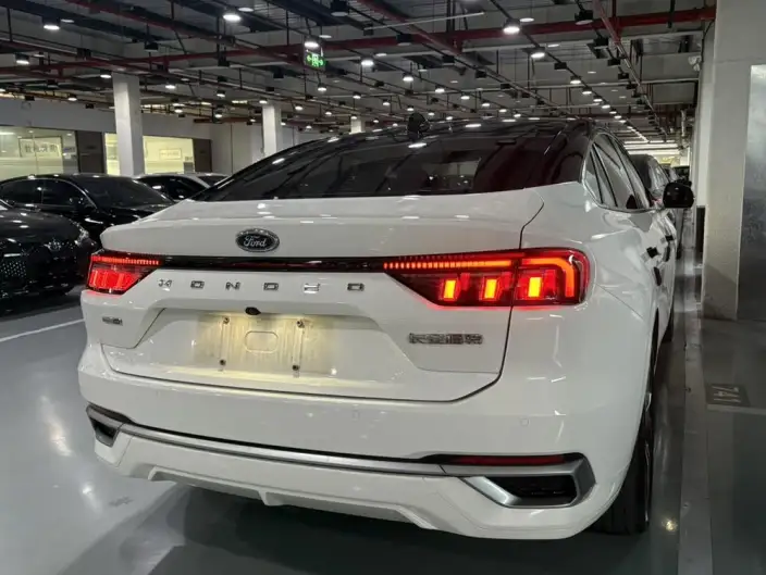 Ford Mondeo 2022 Model EcoBoost 245 Supreme Model – фото 5