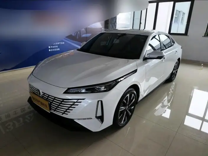 Changan Eado 2025 Model 1.5T DCT 500Bar Noble Model – фото 1