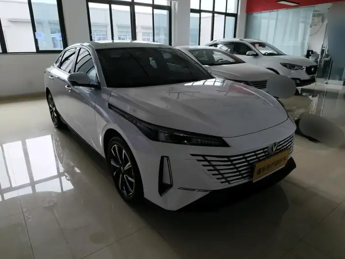 Changan Eado 2025 Model 1.5T DCT 500Bar Noble Model – фото 2