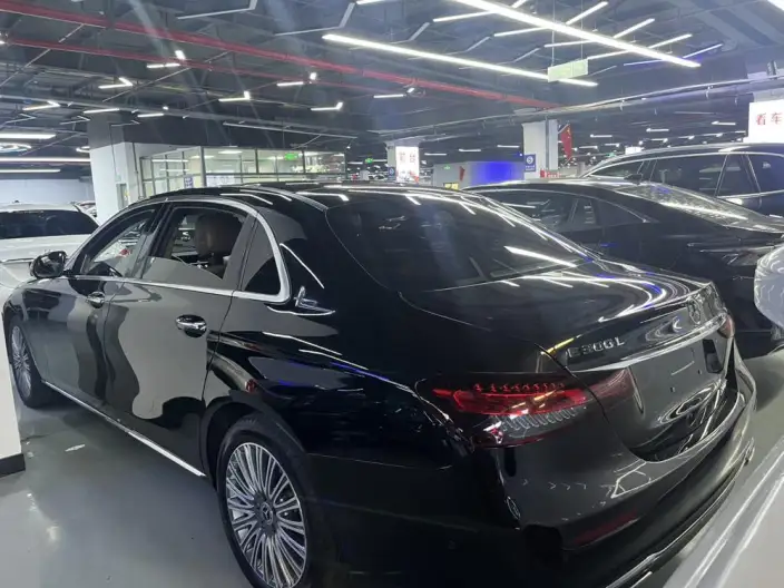 Mercedes-Benz E-Class 2023 Model E 300 L Fashion Model sedan – фото 4