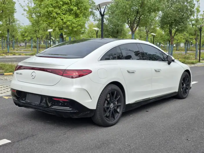 Mercedes-Benz EQE 2022 Model EQE 350 Pioneer Edition – фото 7