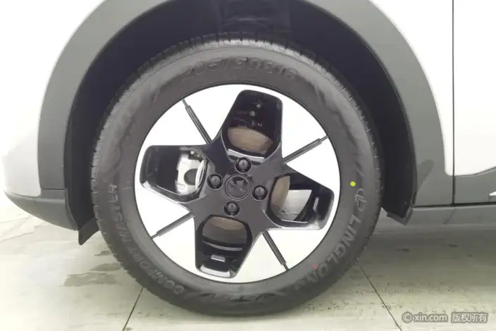 Geely Galaxy StarWish 2025 Model UP 410km Tiggo Edition – фото 7