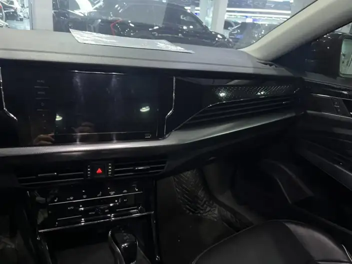Volkswagen Passat 2023 Model Facelift 330TSI Elite Edition – фото 7