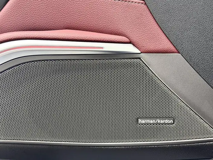 BMW i3 2025 Model eDrive40L Night Edition Sports Set – фото 10