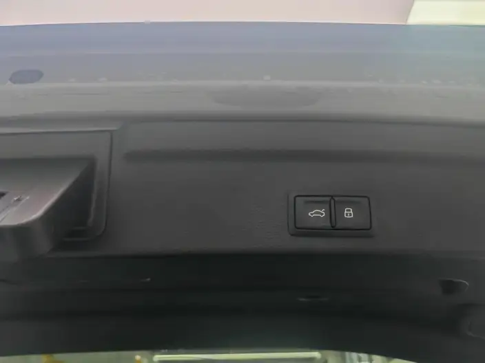 AUDI Q3 Sportback 2024 Model 40 TFSI Fashion Model – фото 9