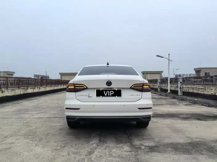 Volkswagen Lavida 2021 Model 1.5L Automatic Comfort Edition – фото 5