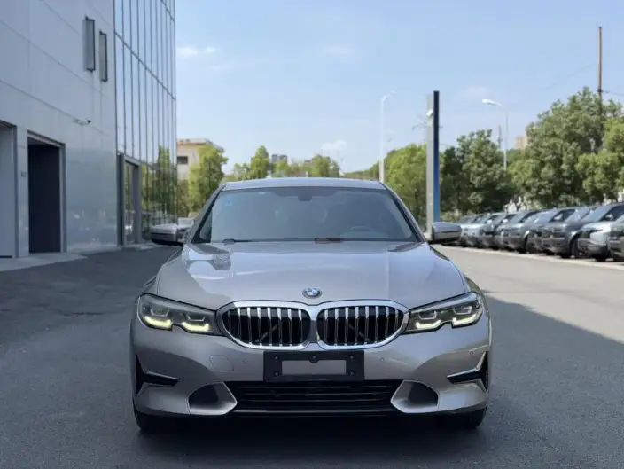 BMW 3 Series 2020 Model 325Li First Edition Edition – фото 2
