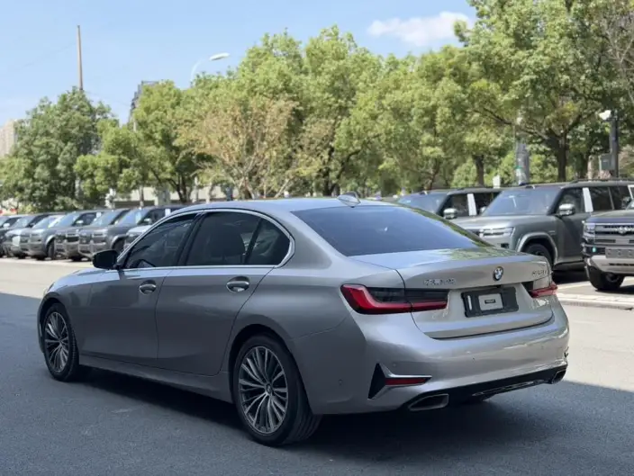 BMW 3 Series 2020 Model 325Li First Edition Edition – фото 4
