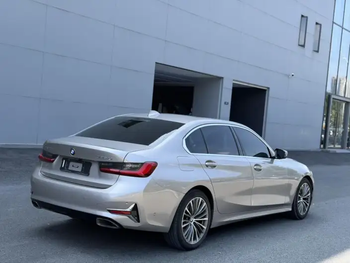BMW 3 Series 2020 Model 325Li First Edition Edition – фото 6