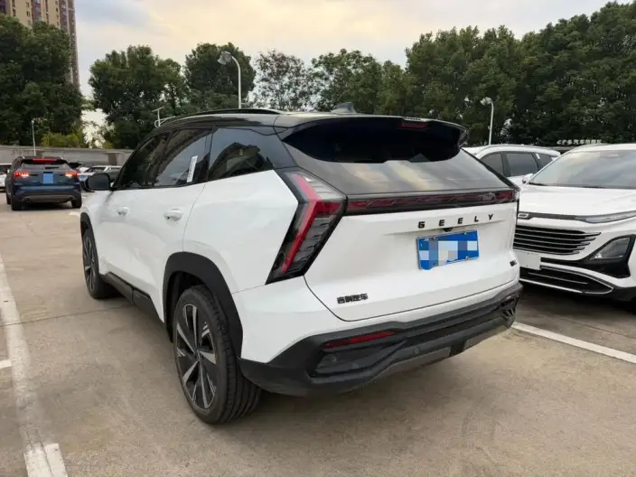 Geely Boyue L 2023 Model 1.5TD DCT Noble Model – фото 4