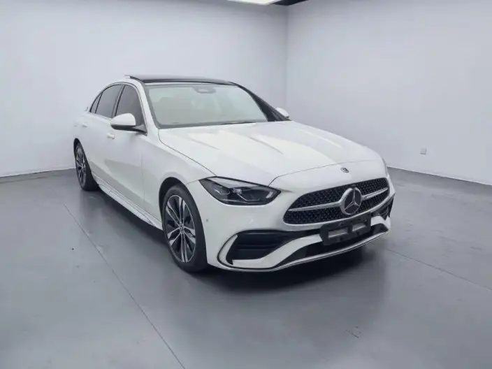 Mercedes-Benz C-Class PHEV 2022 Model C 350 eL – фото 3
