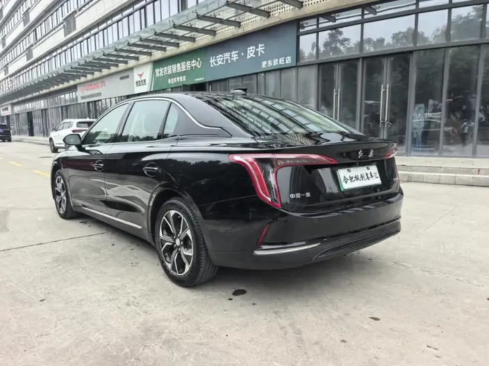 Hongqi E-QM5 2024 Model 450KM Travel Edition 100kW – фото 4