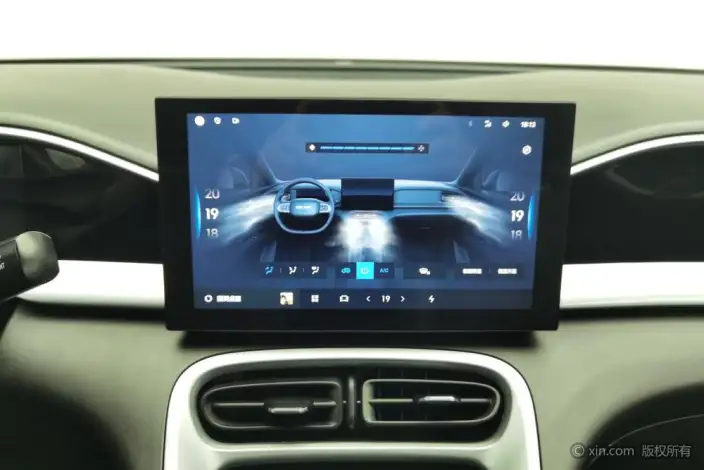 Geely Galaxy StarWish 2025 Model 310km Youth Edition – фото 6