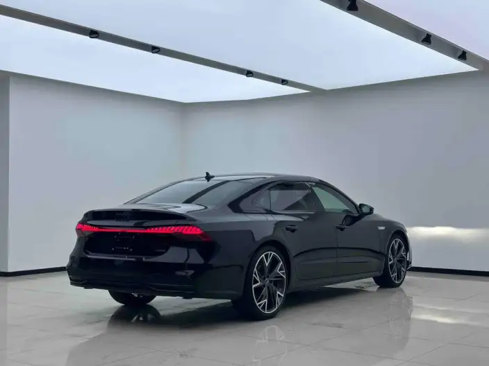 Audi A7 L 2022 Model 45 TFSI quattro S-line Black Samurai Edition – фото 6