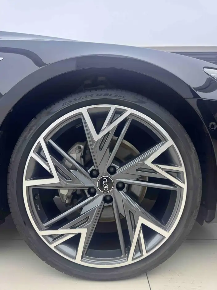 Audi A7 L 2022 Model 45 TFSI quattro S-line Black Samurai Edition – фото 7