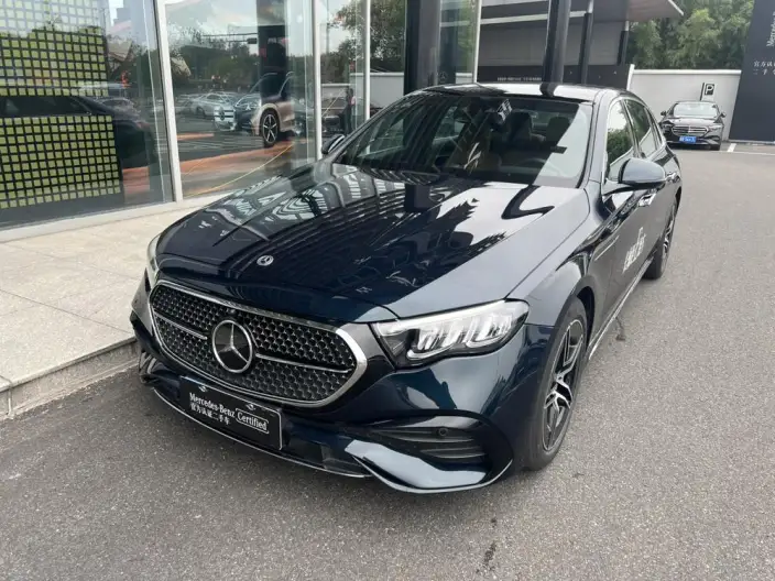 Mercedes-Benz E-Class 2024 Model E 260 L Sports sedan – фото 1