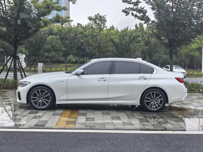 BMW 3 Series 2020 Model 325Li M Sports Set – фото 4