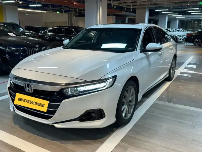 Honda Accord 2022 Model 260TURBO Deluxe Edition – фото 1