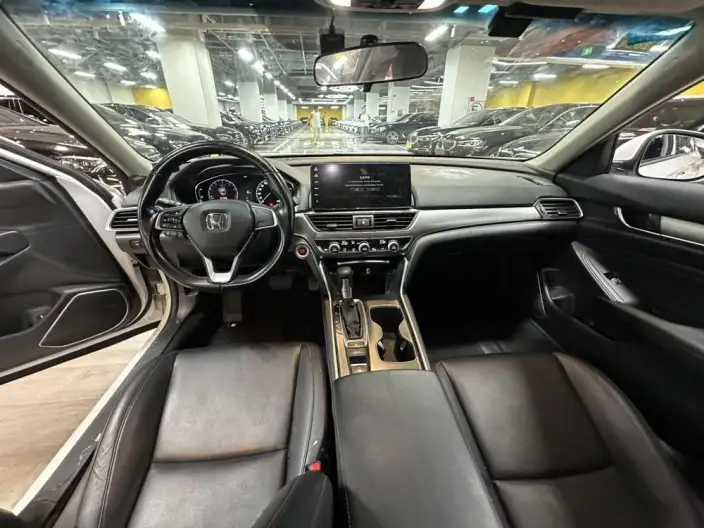 Honda Accord 2022 Model 260TURBO Deluxe Edition – фото 7