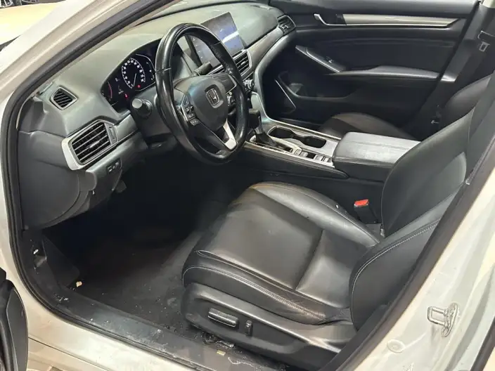 Honda Accord 2022 Model 260TURBO Deluxe Edition – фото 10