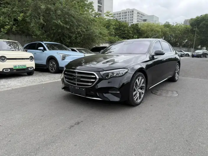 Mercedes-Benz E-Class 2024 Model Facelift E 300 L Fashion Model sedan – фото 1
