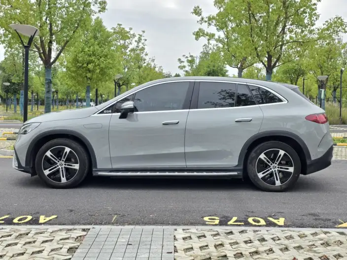 Mercedes-Benz EQE SUV 2023 Model EQE SUV 350 4MATIC Pioneer Edition – фото 4