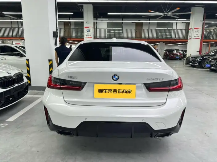 BMW 3 Series 2025 Model 330Li M Sports Night Set – фото 4