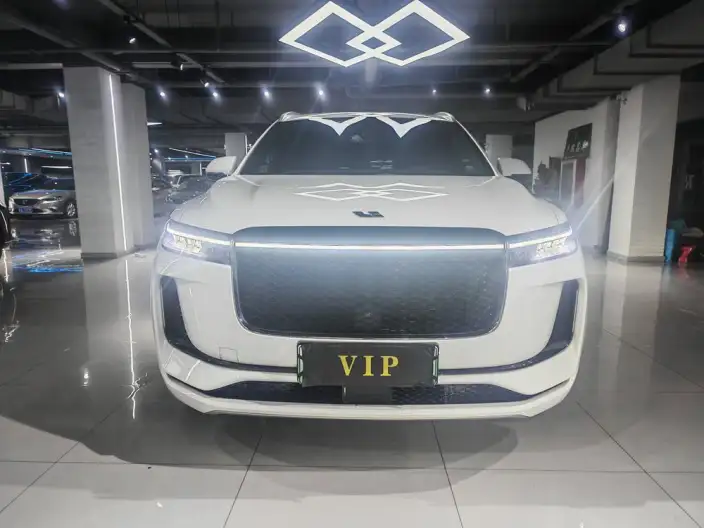 Li Auto ONE 2020 Model Extended Range 6 seat Edition – фото 2