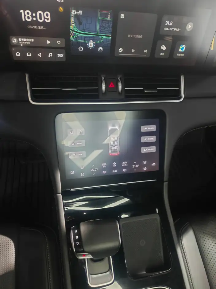 Li Auto ONE 2020 Model Extended Range 6 seat Edition – фото 8