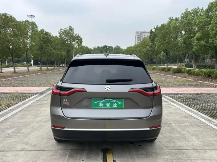 NIO ES8 2020 Model 415KM Base Edition VII seat – фото 6