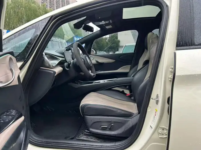 BYD Dolphin 2023 Model Fashion Edition – фото 8