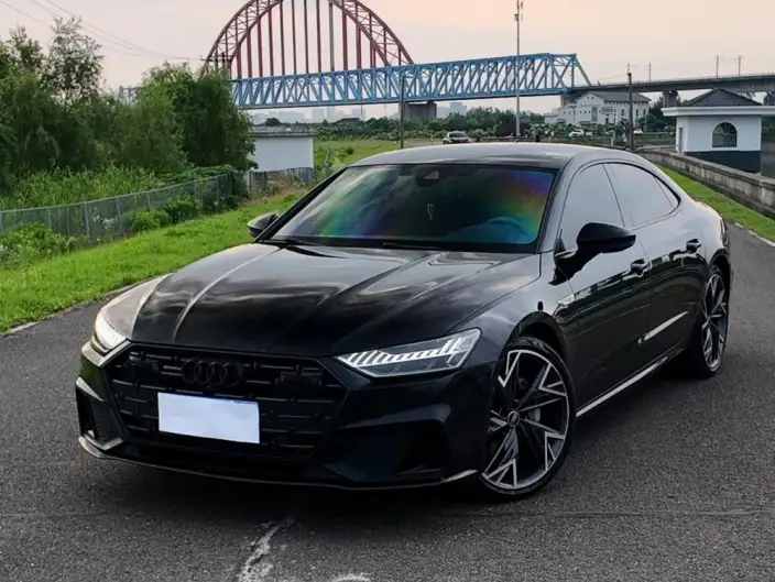 Audi A7 L 2022 Model 45 TFSI quattro S-line Black Samurai Edition