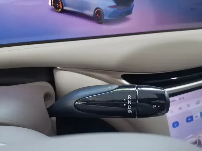 IM L6 2025 Model Max 74kWh – фото 5