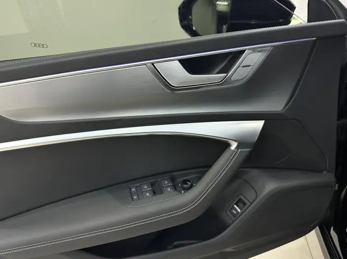 Audi A7 L 2024 Model 45 TFSI Luxury Model – фото 7