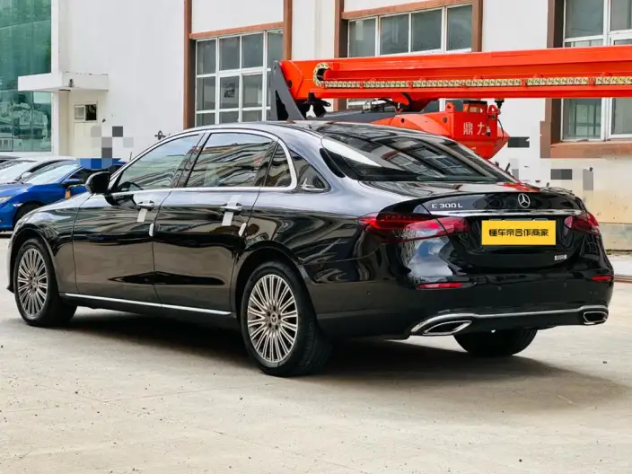 Mercedes-Benz E-Class 2022 Model Facelift II E 300 L Luxury Model sedan – фото 4
