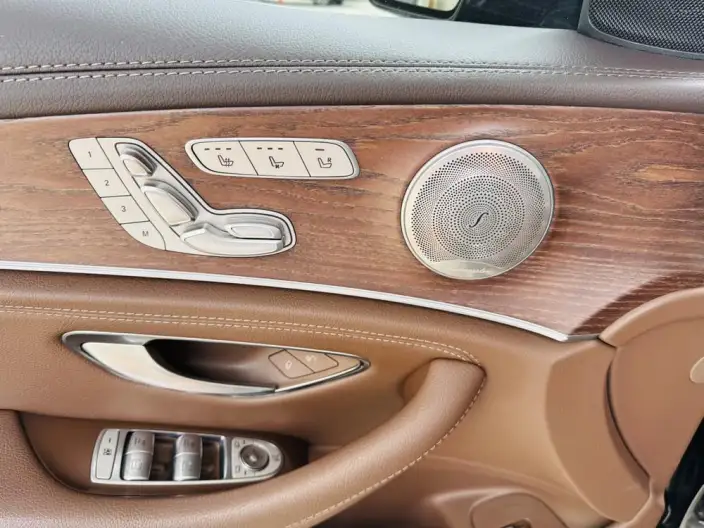 Mercedes-Benz E-Class 2022 Model Facelift II E 300 L Luxury Model sedan – фото 8