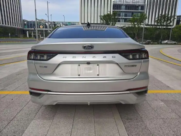 Ford Mondeo 2022 Model EcoBoost 245 Fashion Model – фото 6
